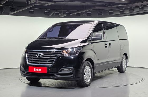 Hyundai Starex Van 3-Seater Smart — пробег 211 759 км — фото 1 из 5