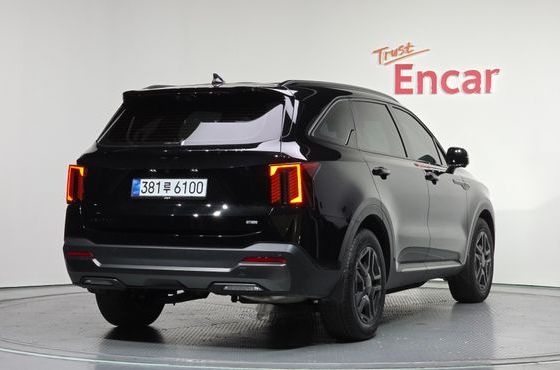 Kia Sorento HEV 1.6 4WD Signature X Line — пробег 7 642 км — фото 2 из 5