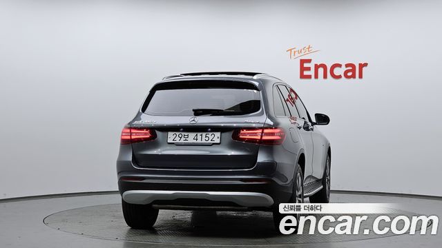 Mercedes-Benz GLC-Class GLC350e 4MATIC Premium — пробег 45 192 км — фото 4 из 5