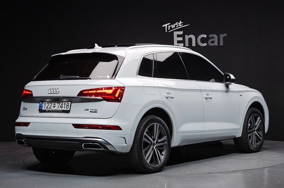 Audi Q5 45 TFSI Quattro Premium — пробег 41 047 км — фото 2 из 5