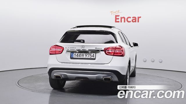 Mercedes-Benz GLA-Class из Кореи Encar