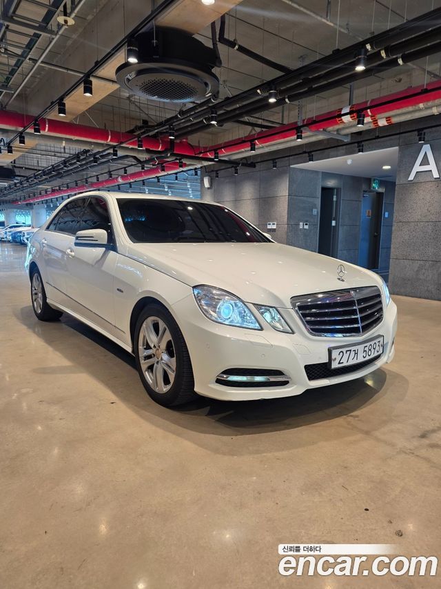 Mercedes-Benz E-Class E200 CGI Avantgarde — пробег 130 000 км — фото 2 из 5