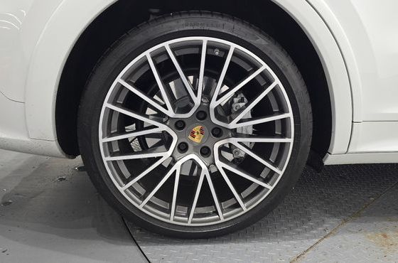 Porsche Cayenne 3.0 Coupe — пробег 64 798 км — фото 5 из 5
