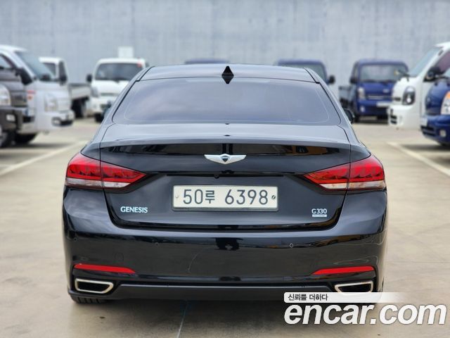 Hyundai Genesis из Кореи Encar