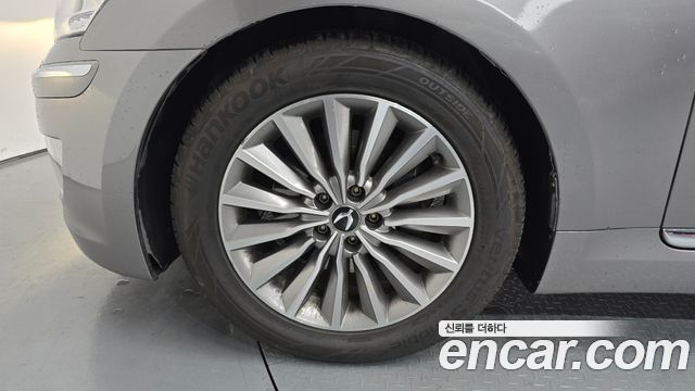 Hyundai Equus из Кореи Encar