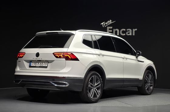 Volkswagen Tiguan 2.0 TSI Prestige — пробег 20 049 км — фото 2 из 5