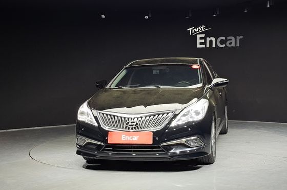 Hyundai Grandeur HG300 Premium Collection — пробег 106 450 км — фото 3 из 5