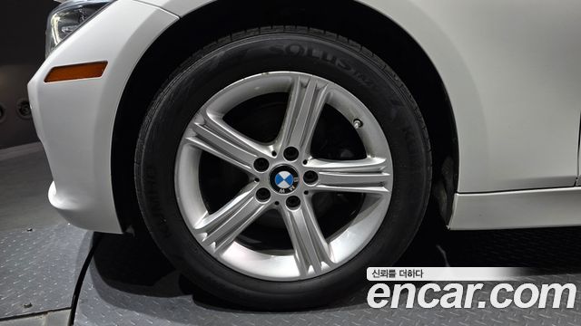 BMW 3-Series из Кореи Encar