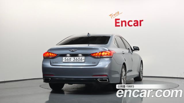 Hyundai Genesis из Кореи Encar