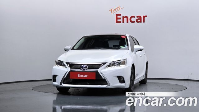 Lexus CT200h из Кореи Encar