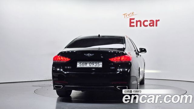 Hyundai Genesis из Кореи Encar