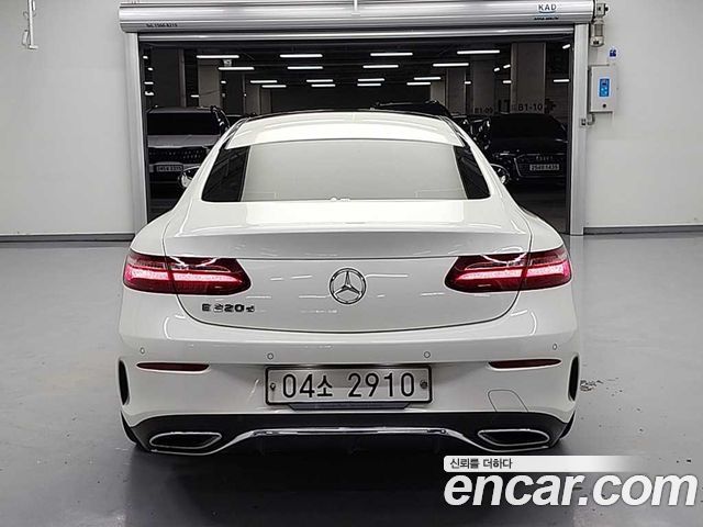 Mercedes-Benz E-Class из Кореи Encar