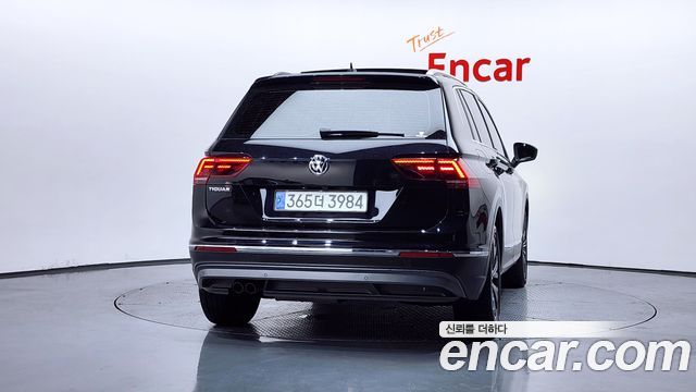 Volkswagen Tiguan из Кореи Encar