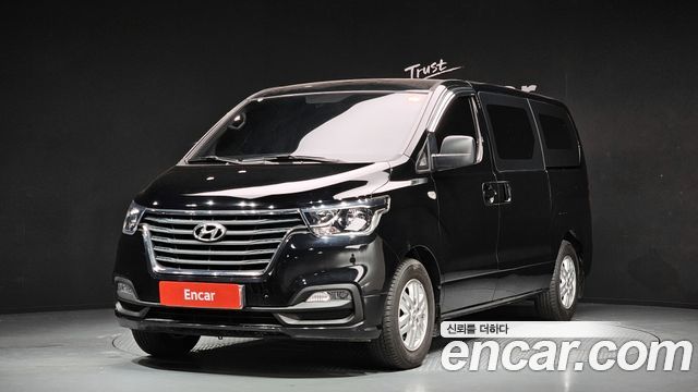 Hyundai Starex Van 3-Seater Smart — пробег 167 580 км — фото 1 из 5