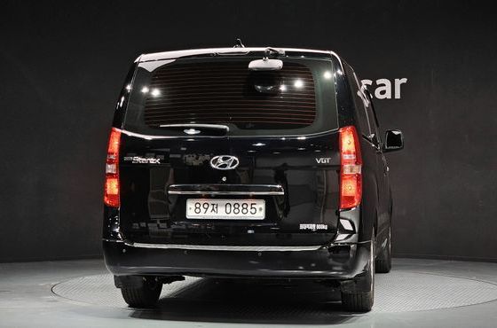Hyundai Starex Van 3-Seater Smart — пробег 167 580 км — фото 4 из 5