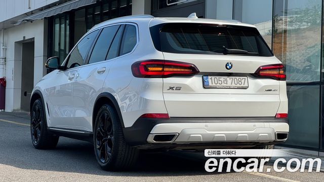 BMW X5 xDrive 40i xLine — пробег 76 579 км — фото 2 из 5