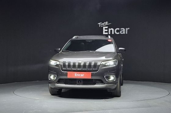 Jeep Cherokee 3.2 Overland AWD — пробег 23 445 км — фото 3 из 5