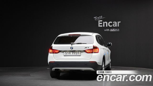 BMW X1 xDrive 18d — пробег 125 257 км — фото 4 из 5