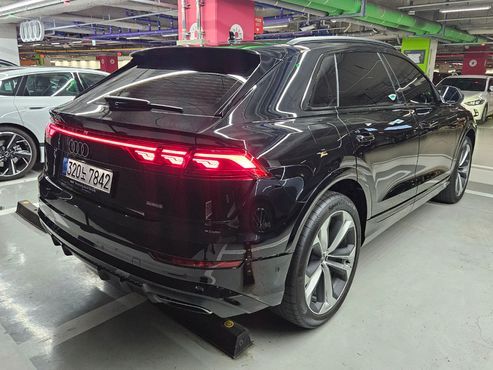Audi Q8 55 TFSI Quattro Premium — пробег 603 км — фото 5 из 5