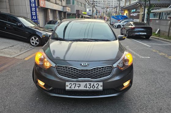 Kia K3 Luxury — пробег 180 000 км — фото 2 из 5