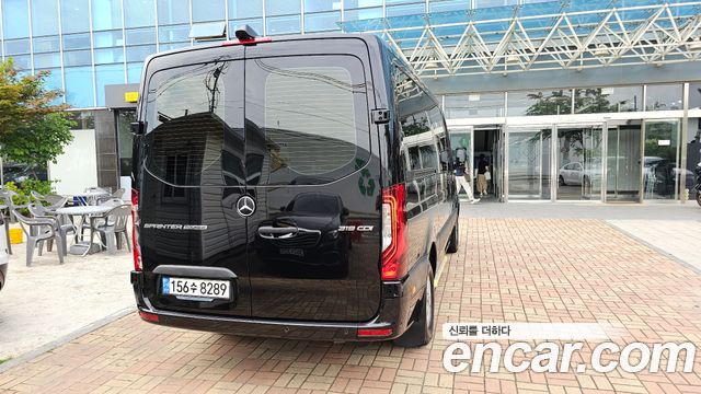 Mercedes-Benz Sprinter 3.0 Diesel W907 — пробег 51 162 км — фото 4 из 5