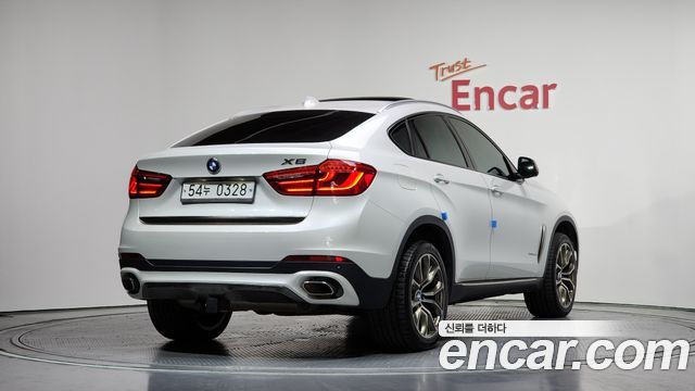 BMW X6 xDrive 40d — пробег 90 511 км — фото 2 из 5