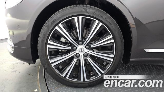 Volvo S90 из Кореи Encar