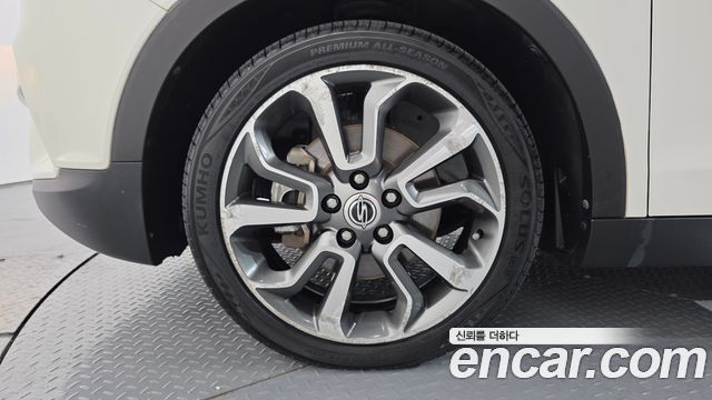 Ssangyong TIBOLI из Кореи Encar