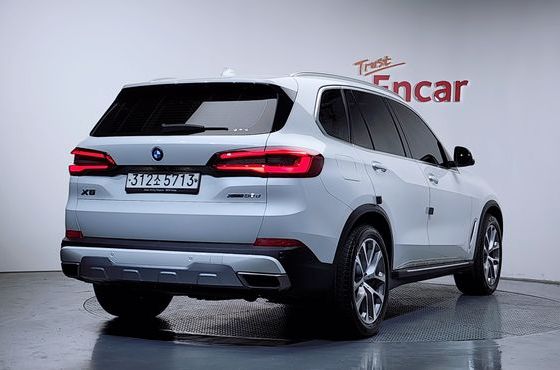 BMW X5 xDrive 30d xLine — пробег 41 173 км — фото 2 из 5