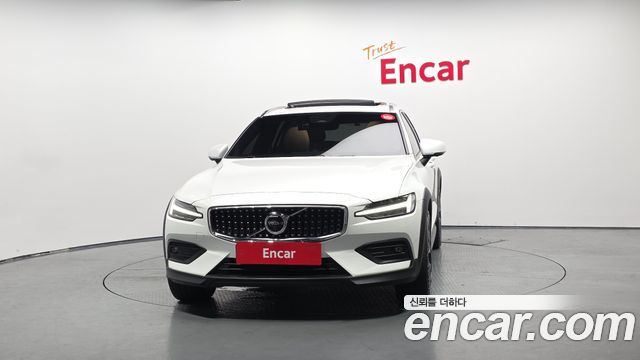 Volvo V60 из Кореи Encar