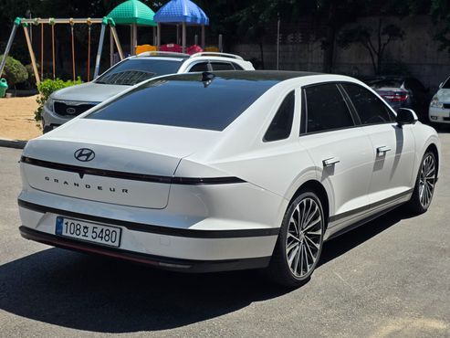 Hyundai Grandeur Honors — пробег 12 000 км — фото 4 из 5
