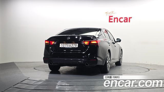 Nissan Altima из Кореи Encar