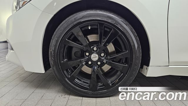 Nissan Maxima из Кореи Encar