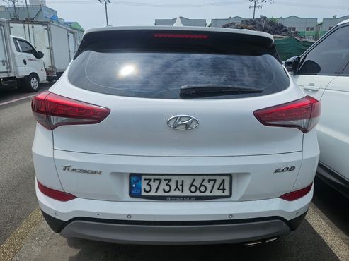 Hyundai Tucson Diesel 2.0 2WD Premium — пробег 156 000 км — фото 4 из 5