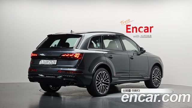 Audi SQ7 из Кореи Encar