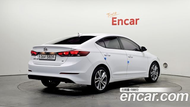 Hyundai AVANTE из Кореи Encar