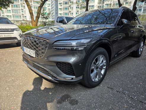 Genesis GV70 2.5T Gasoline 2WD — пробег 1 859 км — фото 1 из 5