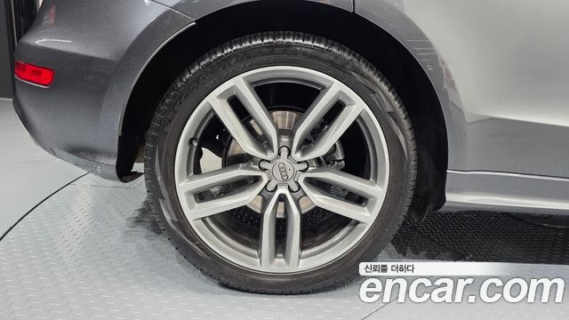 Audi SQ5 из Кореи Encar