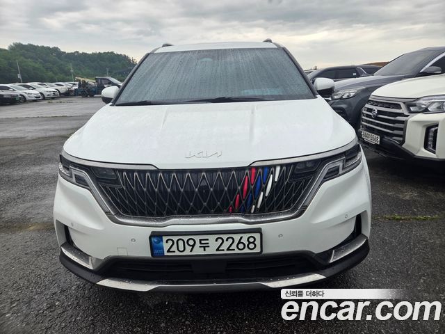 Kia Carnival 7-Seater Signature — пробег 110 717 км — фото 1 из 5