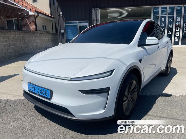 Tesla Model Y Premium RWD — пробег 500 км — фото 2 из 5
