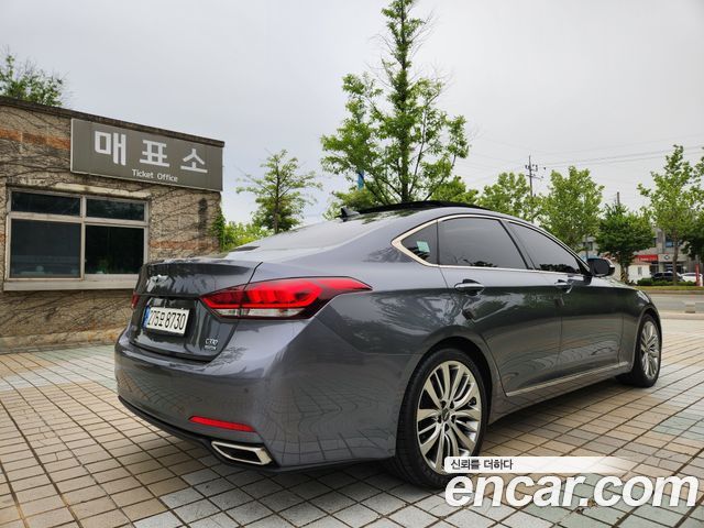 Hyundai Genesis из Кореи Encar