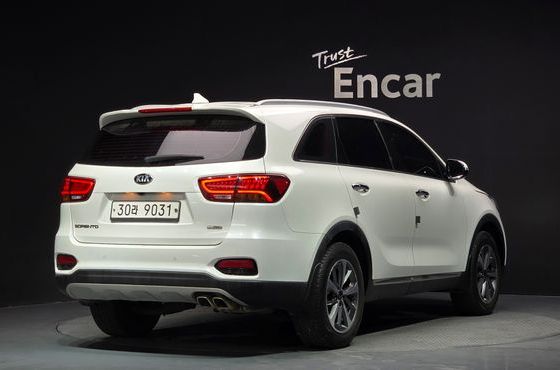 Kia Sorento Diesel 2.0 2WD Prestige — пробег 187 969 км — фото 2 из 5