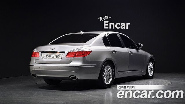 Hyundai Genesis из Кореи Encar