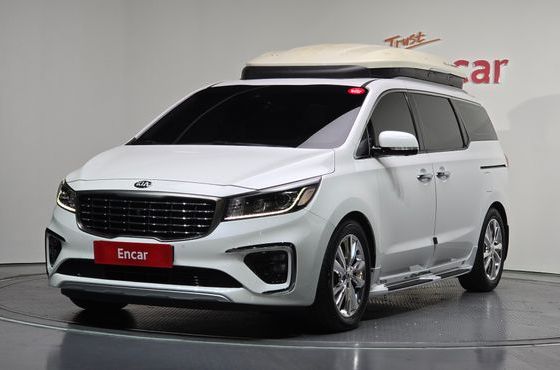 Kia Carnival 9-Seater Noblesse Special — пробег 84 113 км — фото 1 из 5