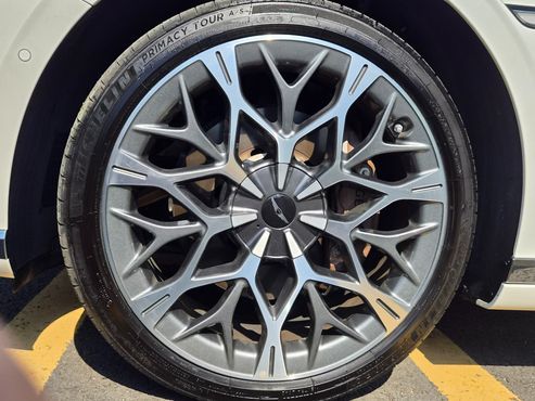 Genesis G90 Gasoline 3.5 Turbo e-S/C AWD — пробег 40 040 км — фото 5 из 5