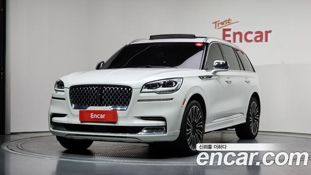 Lincoln Aviator 3.0 Black Label AWD — пробег 82 448 км — фото 1 из 5