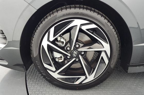Hyundai Sonata 2.0 S — пробег 2 441 км — фото 5 из 5