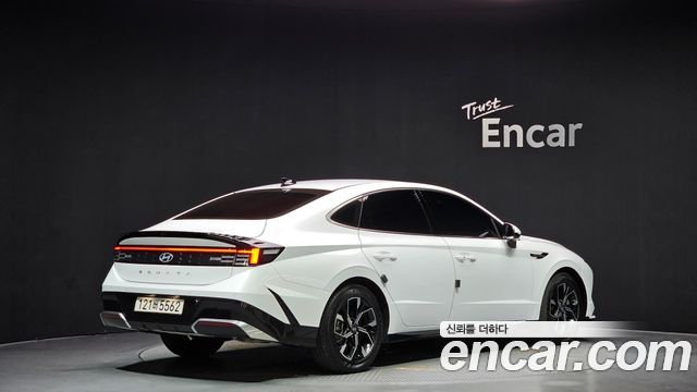 Hyundai Sonata 2.0 Premium — пробег 36 230 км — фото 2 из 5