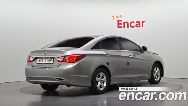 Hyundai Sonata LPI Smart — пробег 111 958 км — фото 2 из 5