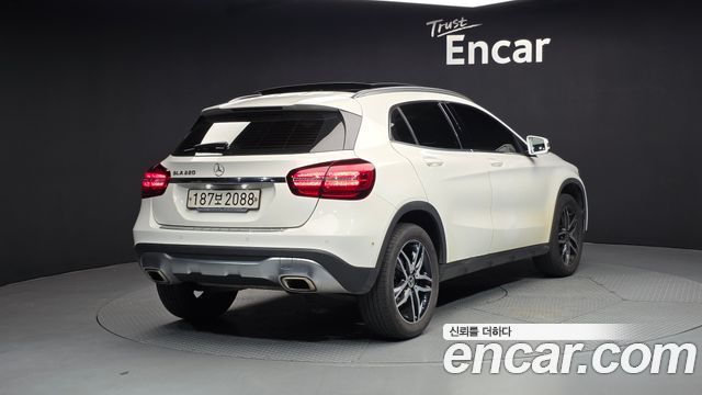 Mercedes-Benz GLA-Class из Кореи Encar